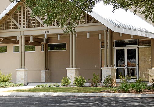 Reyna Cancer Center